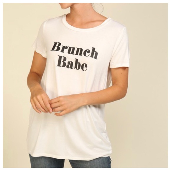 #16 BRUNCH BABE GRAPHIC TEE - Picture 2 of 3